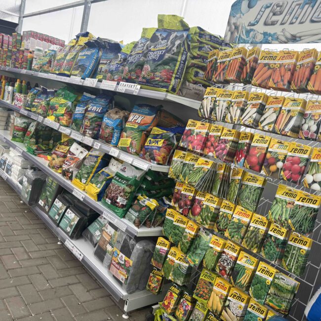 Prodej substrátů, hnojiv a neživého materiálu
